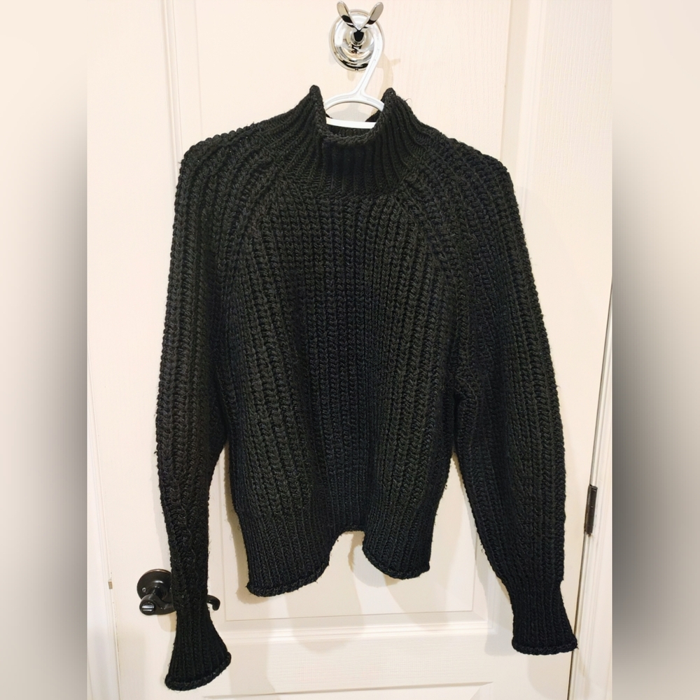 Chunky cable knit